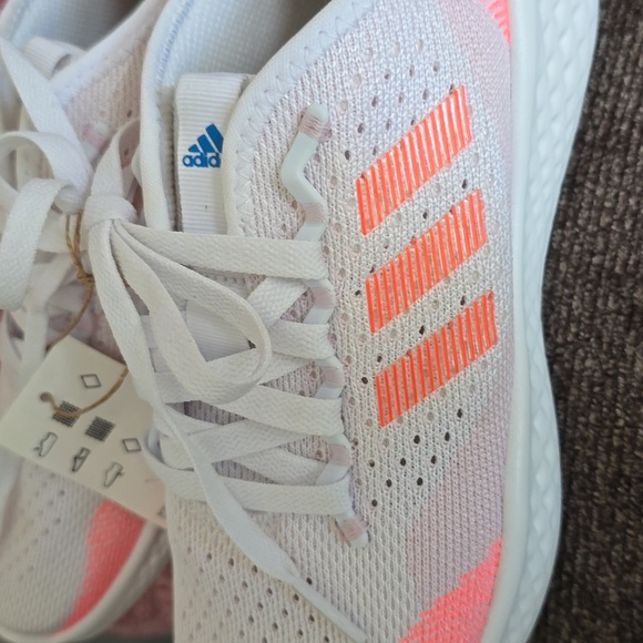 ADIDAS BRAND WOMEN'S WHITE ATHLETIC SHOES SNEAKERS SIZE 6.5 - Picture 5 of 11